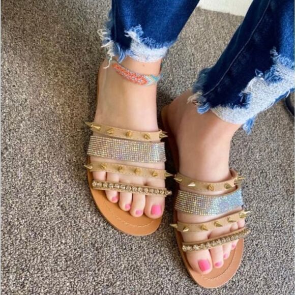 BRAND NEW ROUGE STUDDED RHINESTONES EMBELLISHMENTS SLIDE SANDAL - Picture 15 of 15